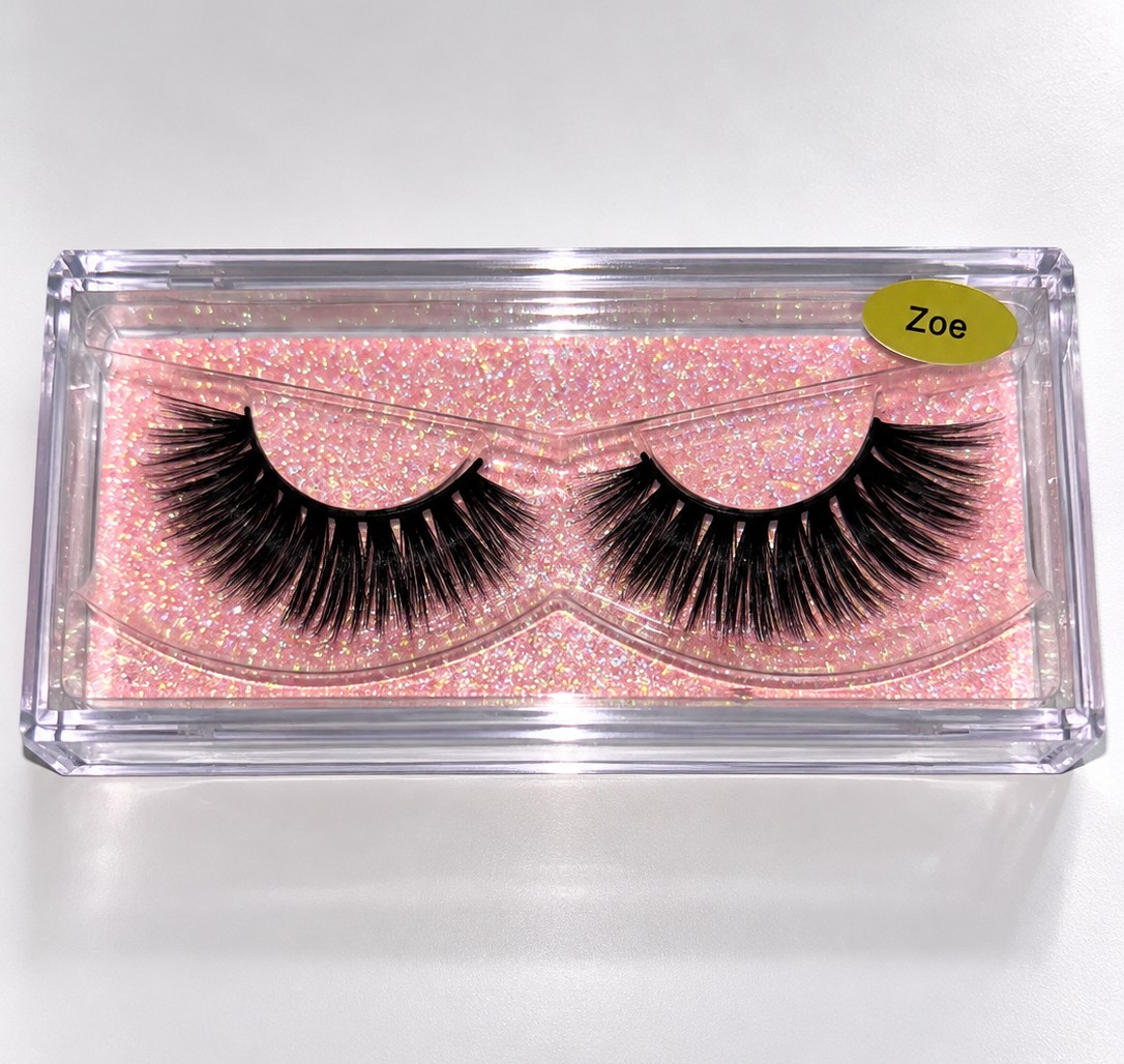 Featured lashes